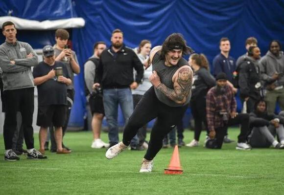 Former UMaine football players test skills in front of NFL scouts ...