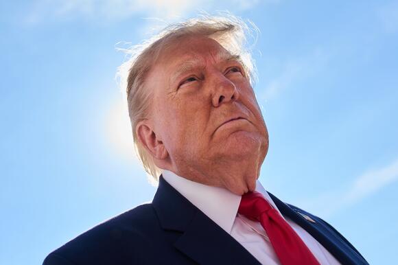 Trump issues warning to WNBA as anthem debate grows