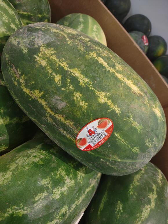 What to Know About Buying Watermelons This Weekend - NewsBreak
