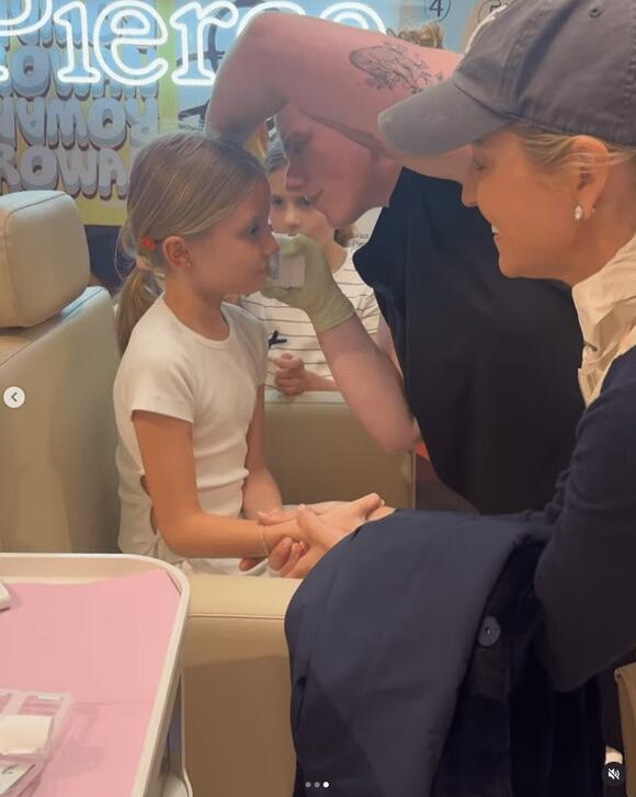 Engaged Fox News star Ainsley Earhardt shares sweet family update just