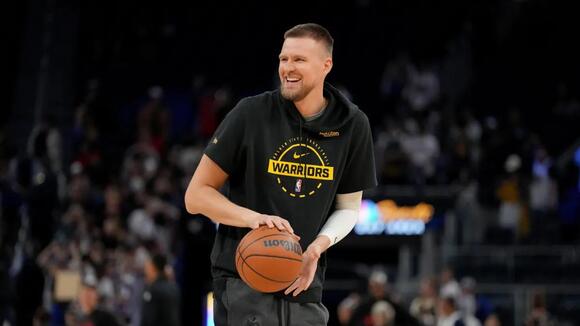 Warriors star Steph Curry discusses impact of Kristaps Porziņģis’ absence