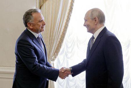 Putin, at talks with Witkoff, suggests he and Trump could meet in China