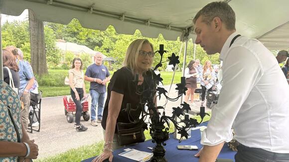PBS’s ‘Antiques Roadshow’ films episodes at Newfields - NewsBreak