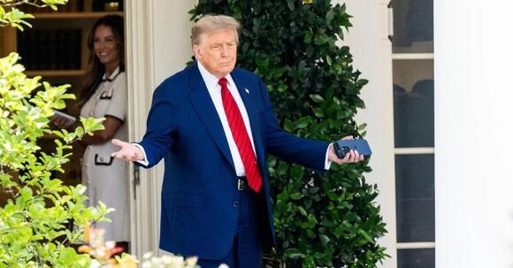 Donald Trump's Nephew Warns President Is Showing Signs of Dementia: It ...