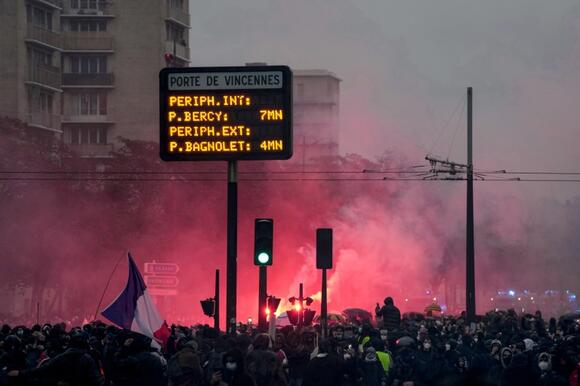 Fresh clashes rock France as protesters march on