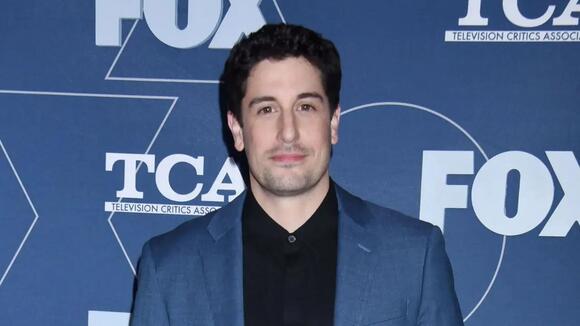 Jason Biggs Opens Up About His Sobriety Journey and Feeling 'Nervous ...