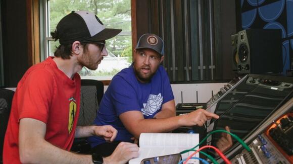 Indy recording studio competes with major music cities