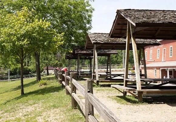 Michigan's Oldest Cider Mill Has Been Around Since 1874 - NewsBreak