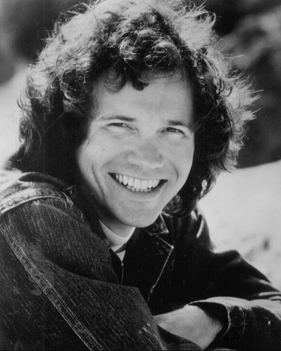 'Bread' Music Legend David Gates Turns 85 - NewsBreak