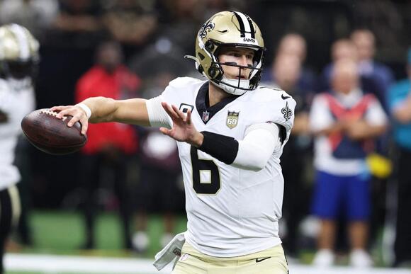 ‘He's Not the Guy’: Saints Fans Slam Tyler Shough After Costly Interception Against Steelers