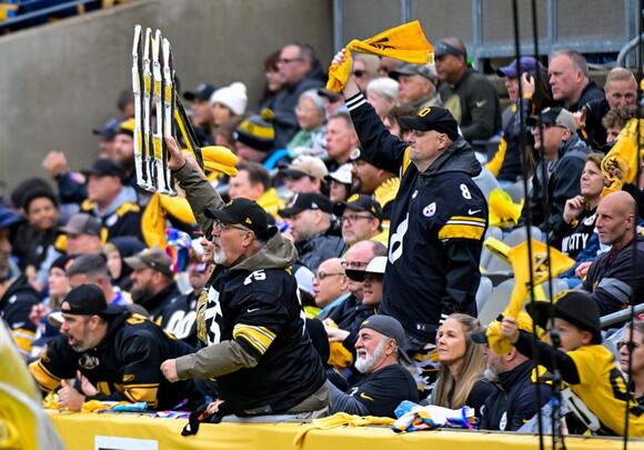 ‘Our Fans Always Show Up’: Mike McCarthy Shouts Out Steelers Nation after Win over Saints