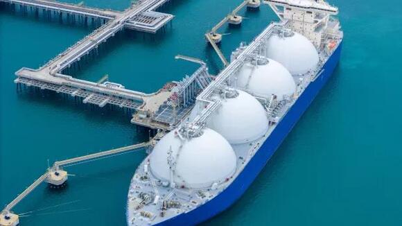 Cheniere Energy Boosts LNG Contract Backlog With QatarEnergy Deal