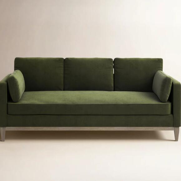 One Year Later, Zendaya's Sofa Color Remains The Most Powerful Way to ...