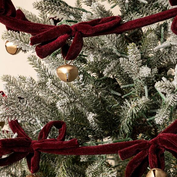 Reese Witherspoon’s Minimalist Christmas Tree Is Unexpected – Yet It’s ...
