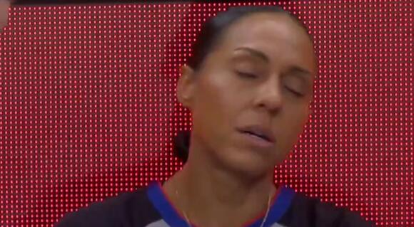 Female NBA Referee Suffers Scary Head Injury During Game [VIDEO ...