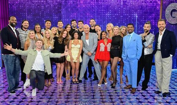 DWTS contestant teases 'intimate' partnership with pro dancer after ...