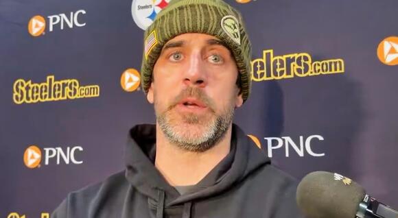Steelers Owner Art Rooney Drops Bombshell Update On Aaron Rodgers' Future - NewsBreak