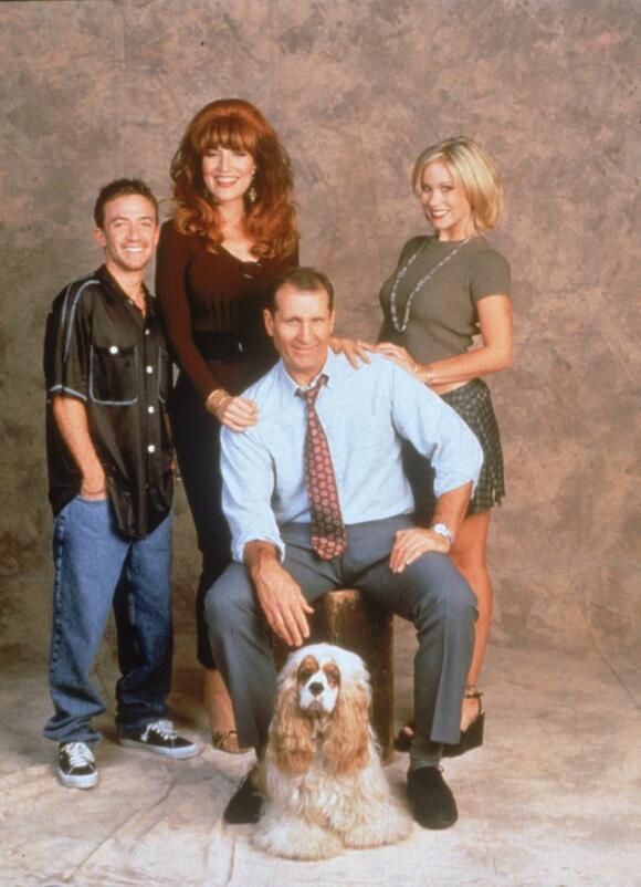 married-with-children-star-christina-applegate-54-method-of-coping
