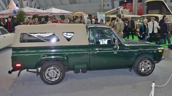 Mazda built 14,336 Rotary Pickups for 1974, then just 632 for 1976 ...