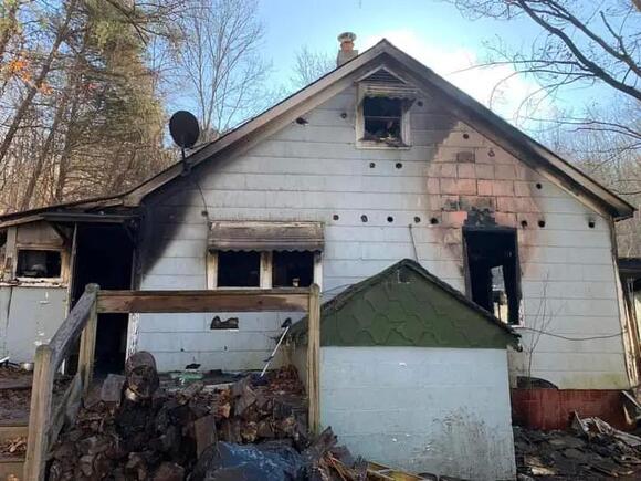 Firefighters battle blaze in Ronceverte - NewsBreak
