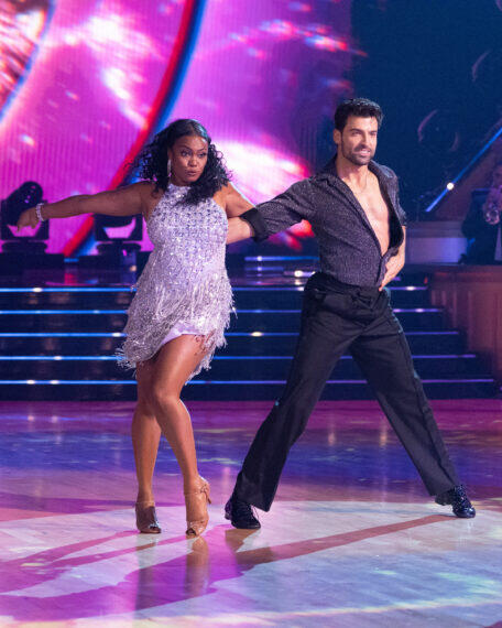 ‘DWTS’ Pro Jan Ravnik Finally Addresses Relationship Status - NewsBreak