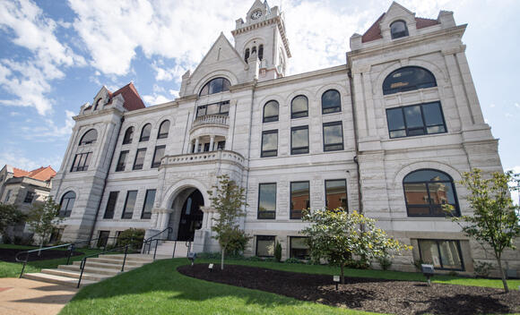 Missouri judge hears challenge to Boone County charter school expansion ...