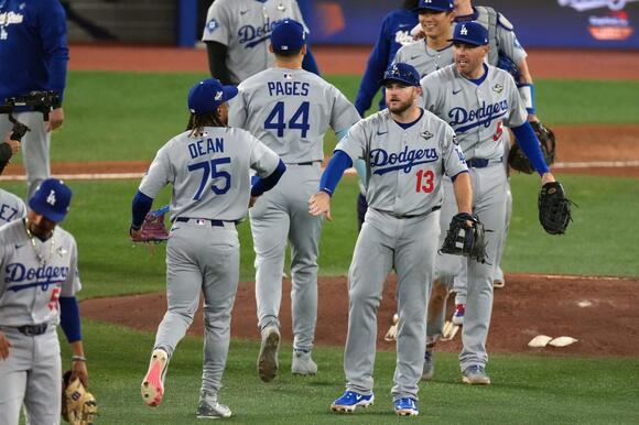 MLB playoff payouts for each team - NewsBreak