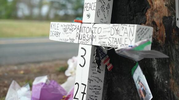 Memorial grows where three high school seniors were killed in Virginia ...
