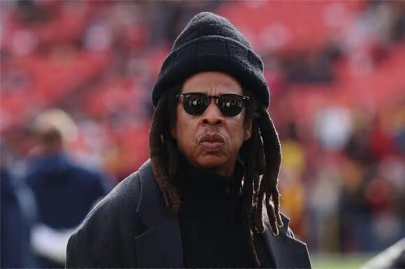 Jay-Z disappoints fans in Los Angeles ‘snooze fest’ amid fears for Super Bowl halftime show