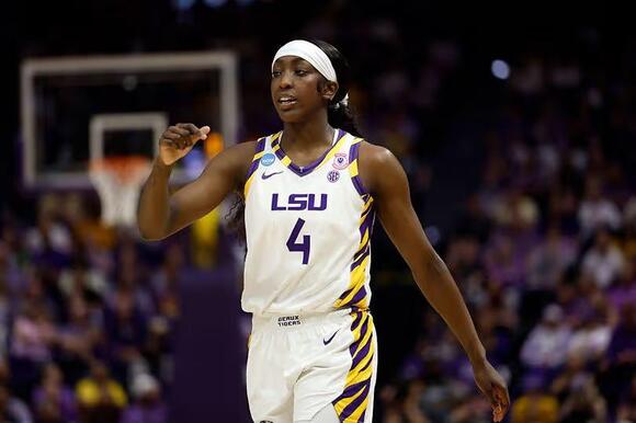 Flau'jae Johnson given royal treatment as she bid farewell to LSU ...