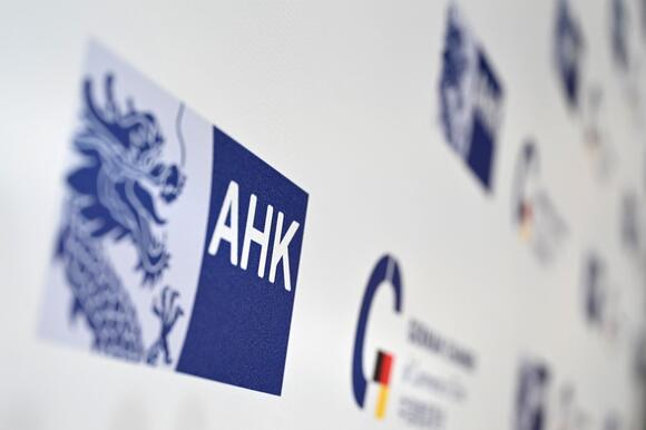 Survey: German carmakers boost China R&D as competition intensifies ...