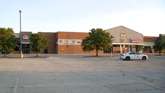 Police say Indiana mom left newborn in car seat behind mall, attached ...