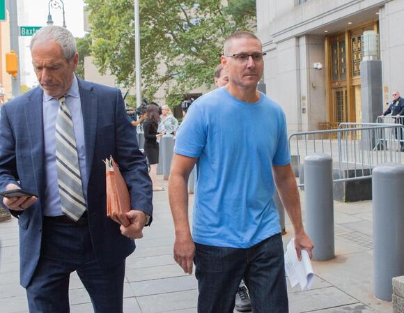 Indicted ex-FDNY fire chief expected to plead guilty in $200K bribery ...