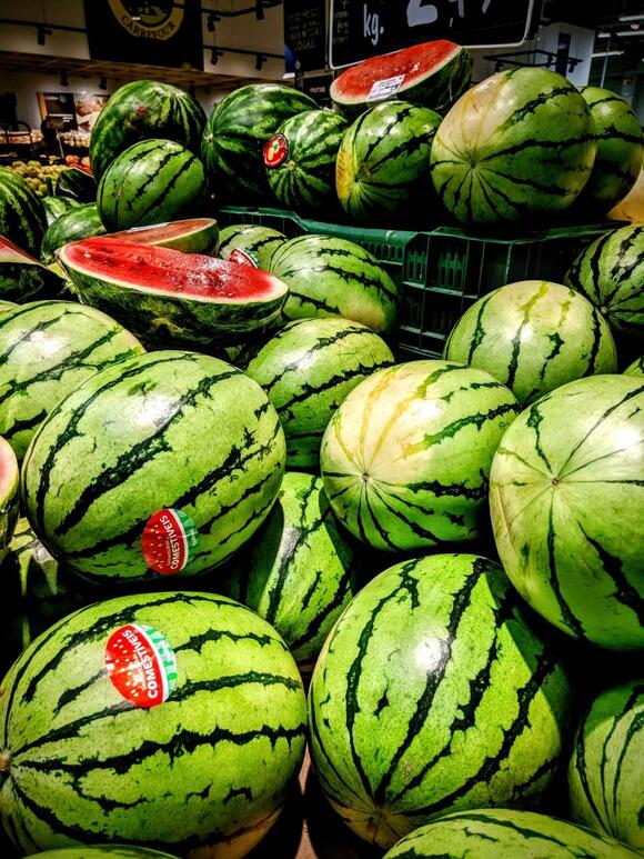 How to Choose a Sweet, Juicy Watermelon Every Time - NewsBreak