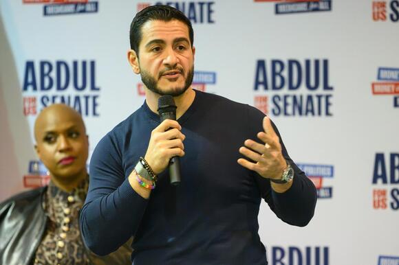 700 doctors endorse Abdul El-Sayed as GOP attacks his credentials