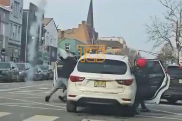 Caught on camera: Lakewood road rage turns violent at crosswalk - NewsBreak