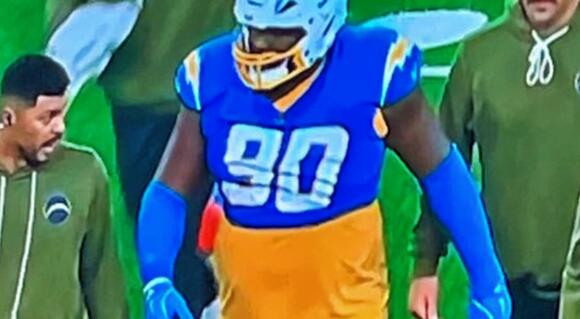 Social Media Left In Shock After Los Angeles Chargers Player's Manhood Was Clearly Visible Through His Pants On Live TV During SNF [PHOTO] - NewsBreak
