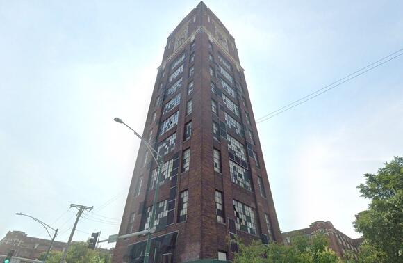 Urban Explorers Discover Secrets Inside Illinois Clock Tower - NewsBreak