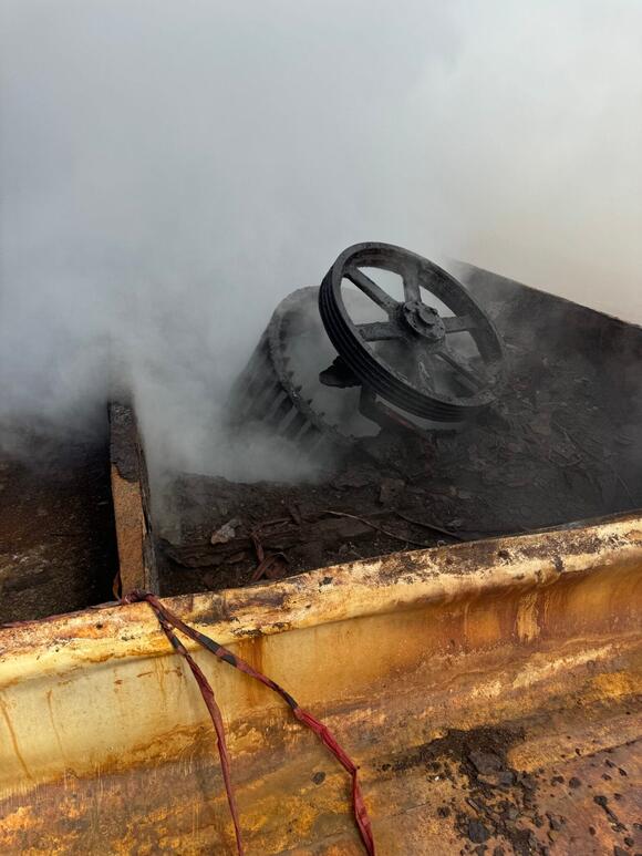 At an Iowa pork plant, piles of dead pigs and wafting sulphur dioxide ...