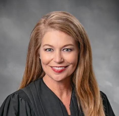 Juvenile Court Judge Lisa Coogle Jones announces candidacy for Superior ...