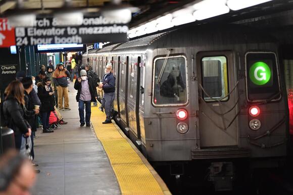 Six-week G train closure will save $50M, avoid a year of weekend and ...