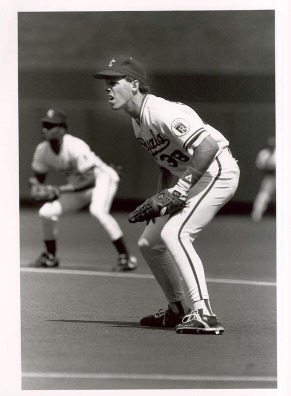 Mike Sweeney pays tribute to ex-Royals player & coach Todd Benzinger ...