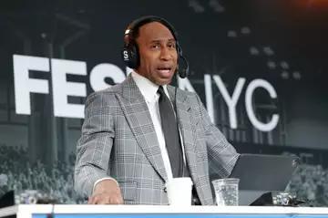Stephen A. Smith tells Jerry Jones to make big Cowboys decision before Halloween