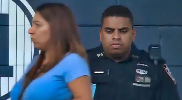 VIDEO: Cameraman At Yankees Game Hilariously Caught Security Guard Risking It All For A Well-Endowed Woman On Live TV - NewsBreak