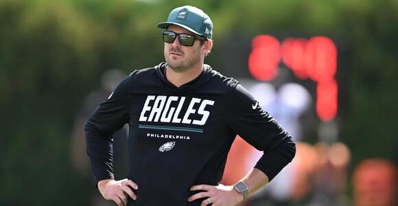 Eagles-Panthers Film Review: Sean Mannion should probably be replaced