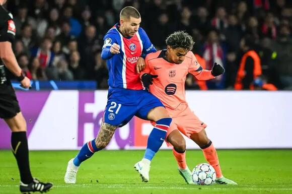 Foden scores hat-trick in Man City's win, PSG beat Barcelona - NewsBreak