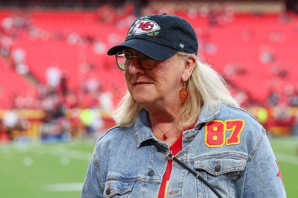 Sportsbook Under Fire For Offering Prop Bet On Whether Donna Kelce Will  Show Cleavage At The Super Bowl - NewsBreak