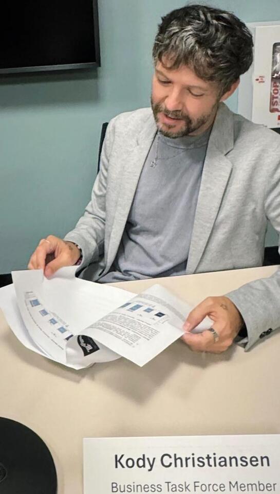 https://img.particlenews.com/image.php?url=3yeQsc_1Fd1zxaw00
