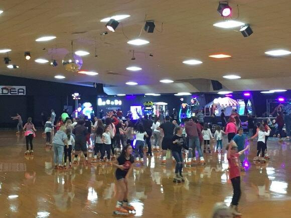 Largest Hardwood Roller Rink in New England Announces Closure - NewsBreak