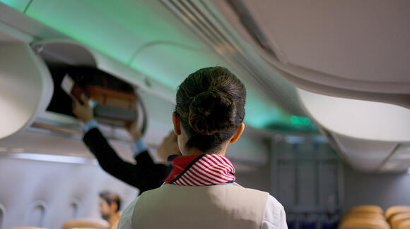5 Code Words Flight Attendants And Pilots Use In Emergency Situations ...